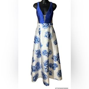 Soieblu Sleevless Princess Blue+White Floral Maxi Evening Gown/Prom Dress Size S